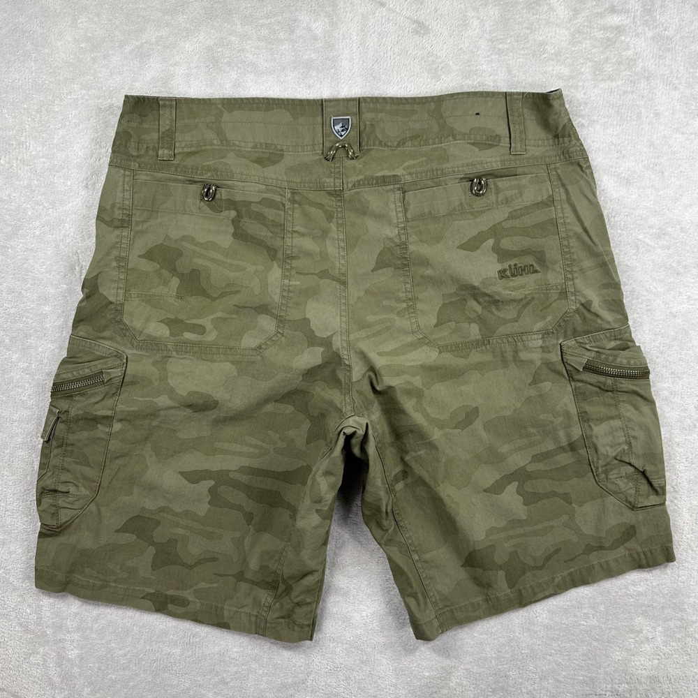 Kuhl Cargo Shorts Mens 36 Green Camo Vintage Patina Dye Hiking Outdoors Utility - Picture 3 of 11